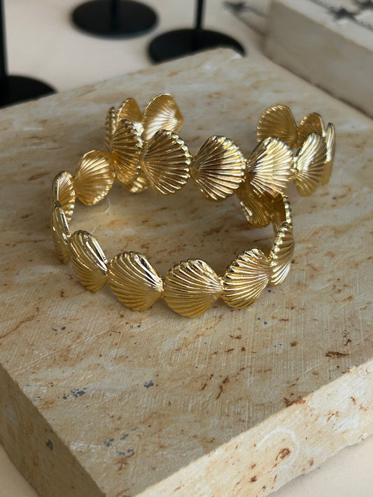 SHELL SUMMER BANGLE