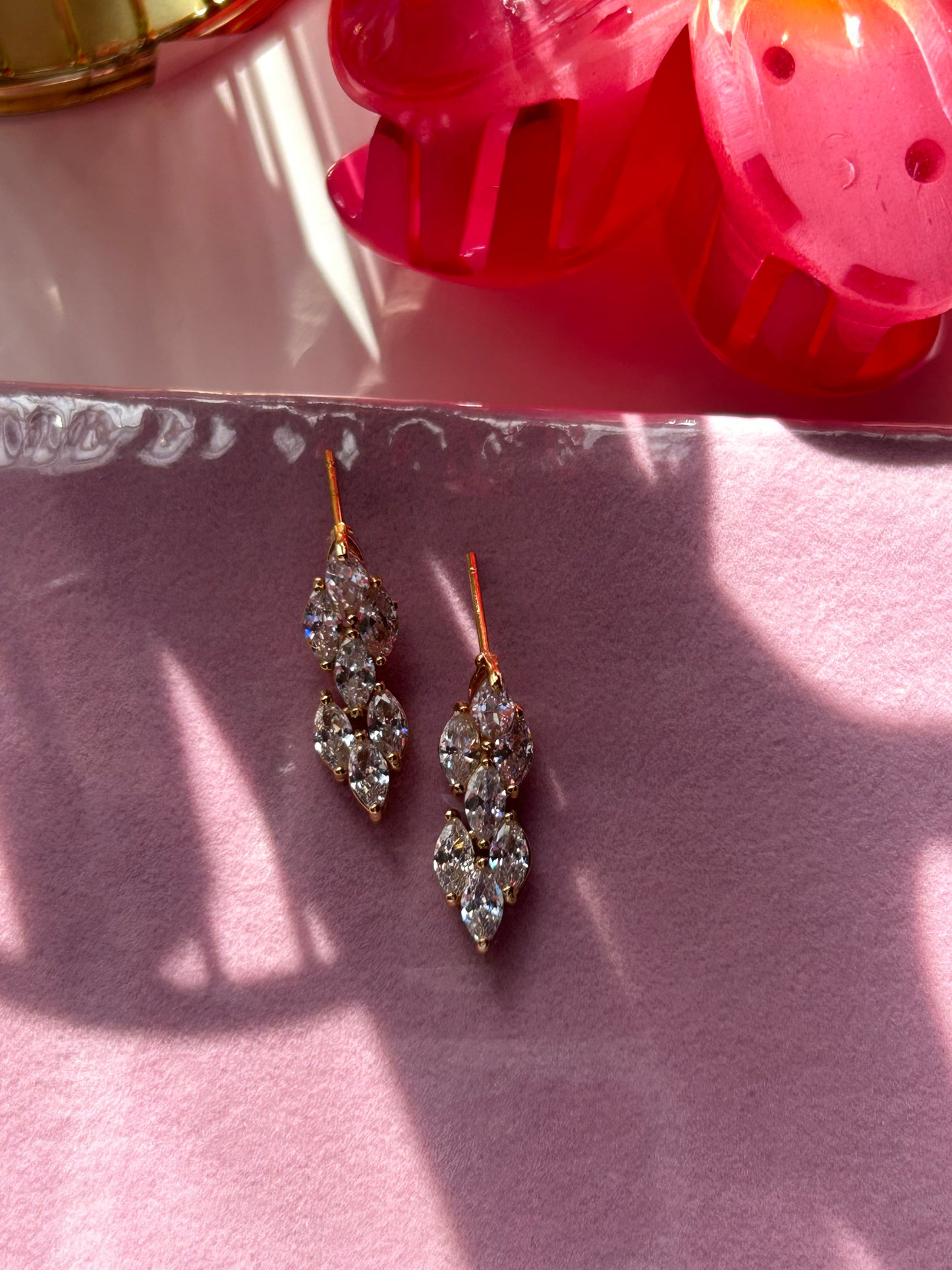 GOLD LUXURY MARQUISE SHAPE DIAMONDS EARRINGS