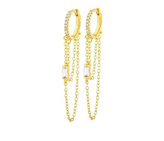 DANGLING CHAINS HOOPS
