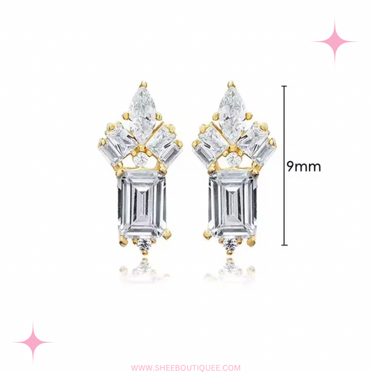 DIAMOND STUDS