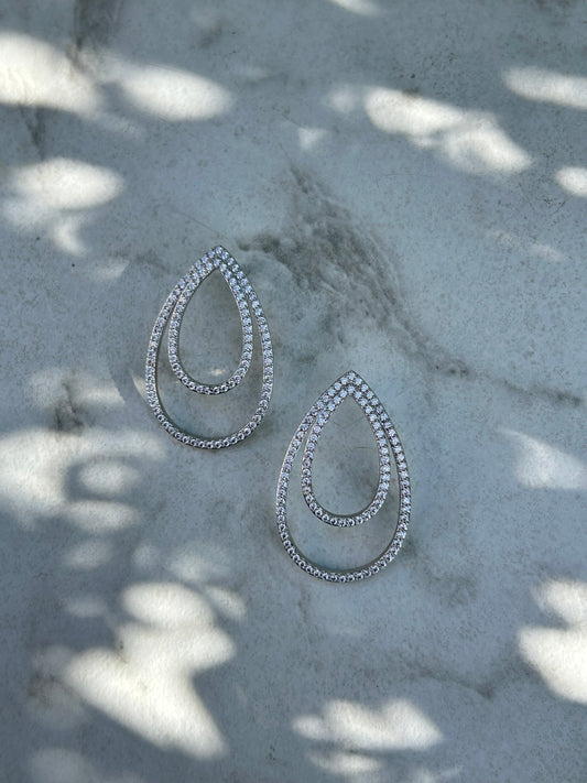 STATEMENT EARRINGS
