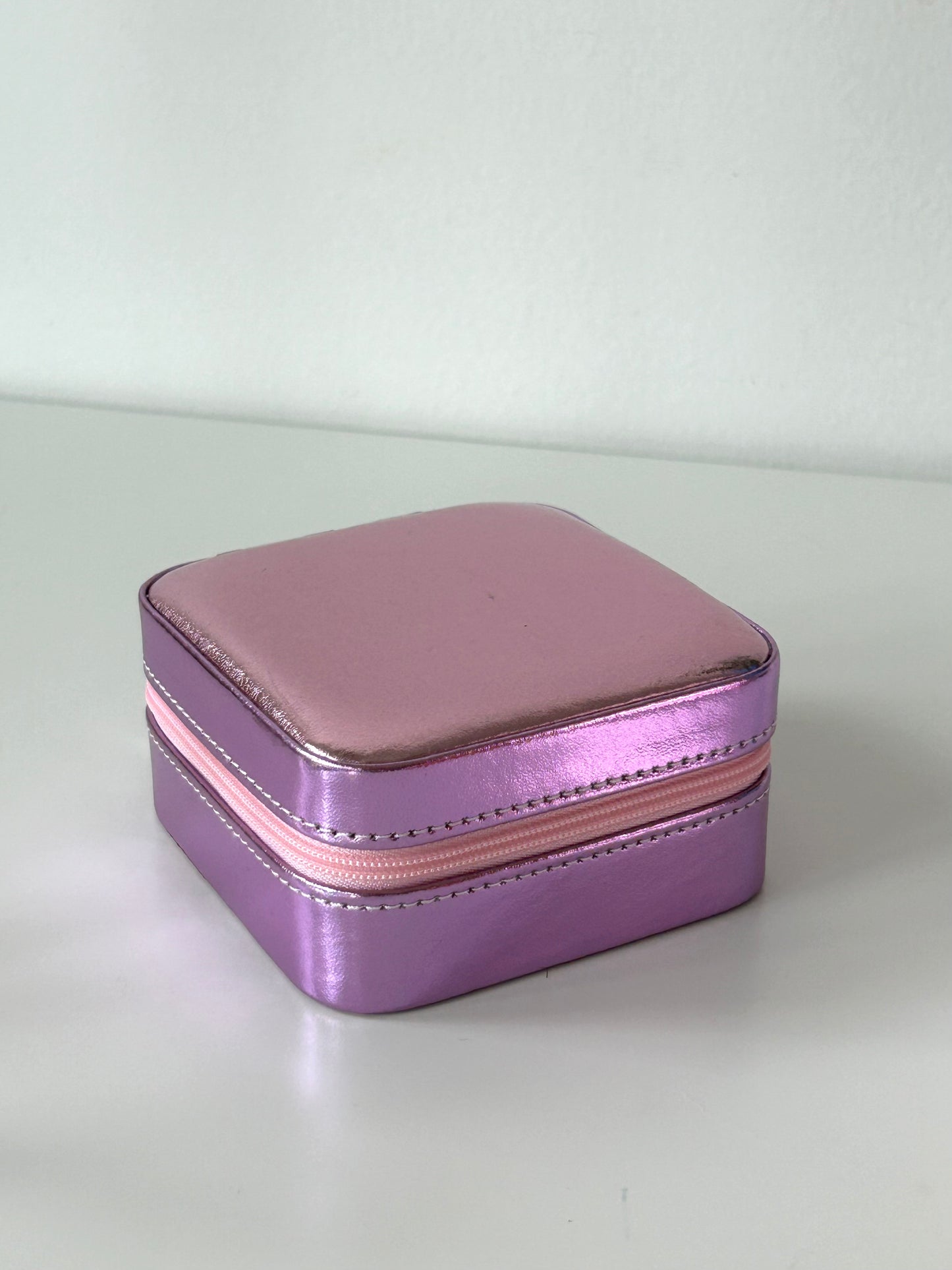 MINI TRAVEL PURPLE HALO GRAPHIC JEWELRY CASE