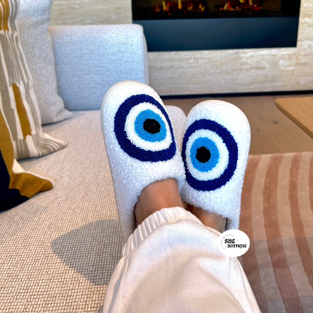 FLUFFY EYE SLIPPERS