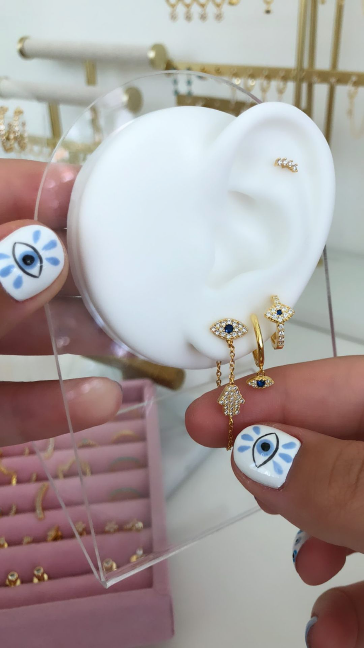 EYE KAF EARRINGS